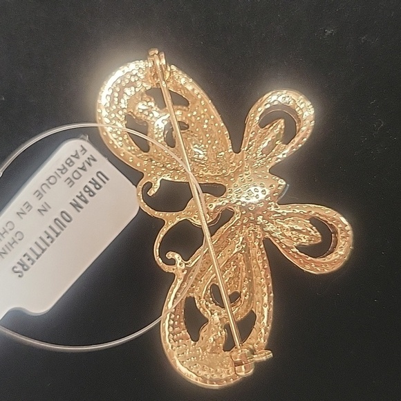 Urban Outfitters Gold Butterfly Pin with Teal and Clear Stones NWT - Picture 3 of 3